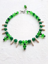 Cargar imagen en el visor de la galería, Fantasía en verde