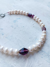 Cargar imagen en el visor de la galería, Perlas y violetas
