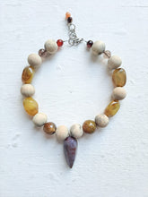 Cargar imagen en el visor de la galería, mostaza y piedra
